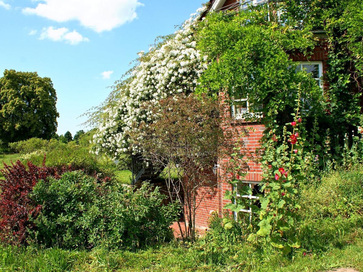 Cosy Apartment In Semlow Germany With Garden Luaran gambar